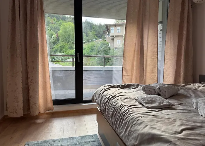 Nikol5 Deluxe Apartmán *